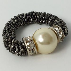 Pretty Pearl & CZ Stretch Ring